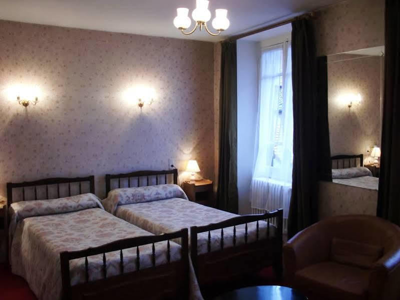 Hotel De Paris Poligny  Luaran gambar